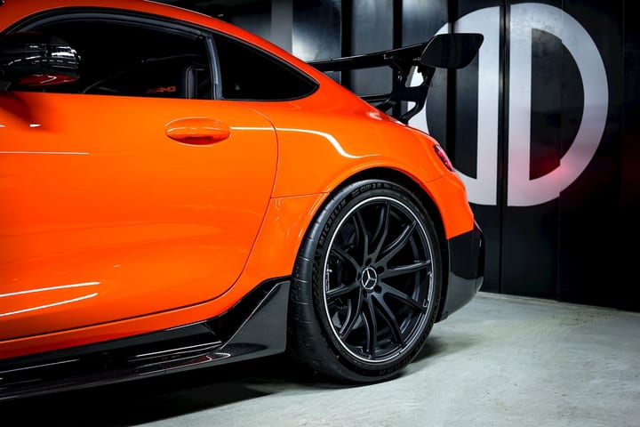 AMG GT BLACK SERIES 4.0 V8 730 – PACK TRACK - MAGMABEAM — photo 14/15