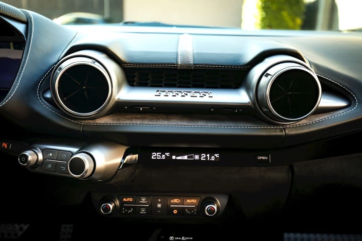 812 SUPERFAST 6.5 V12 – POWER15 02/2027 - GRIGIO SILVERSTONE - PPF — photo 14/15