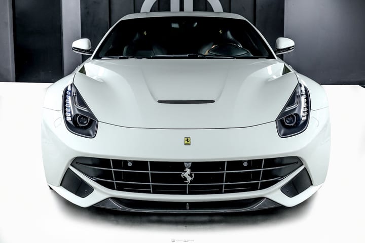 F12 BERLINETTA 6.3 V12 F1 – BIANCO AVUS – LA FERRARI STYLE WHEELS — photo 5/15