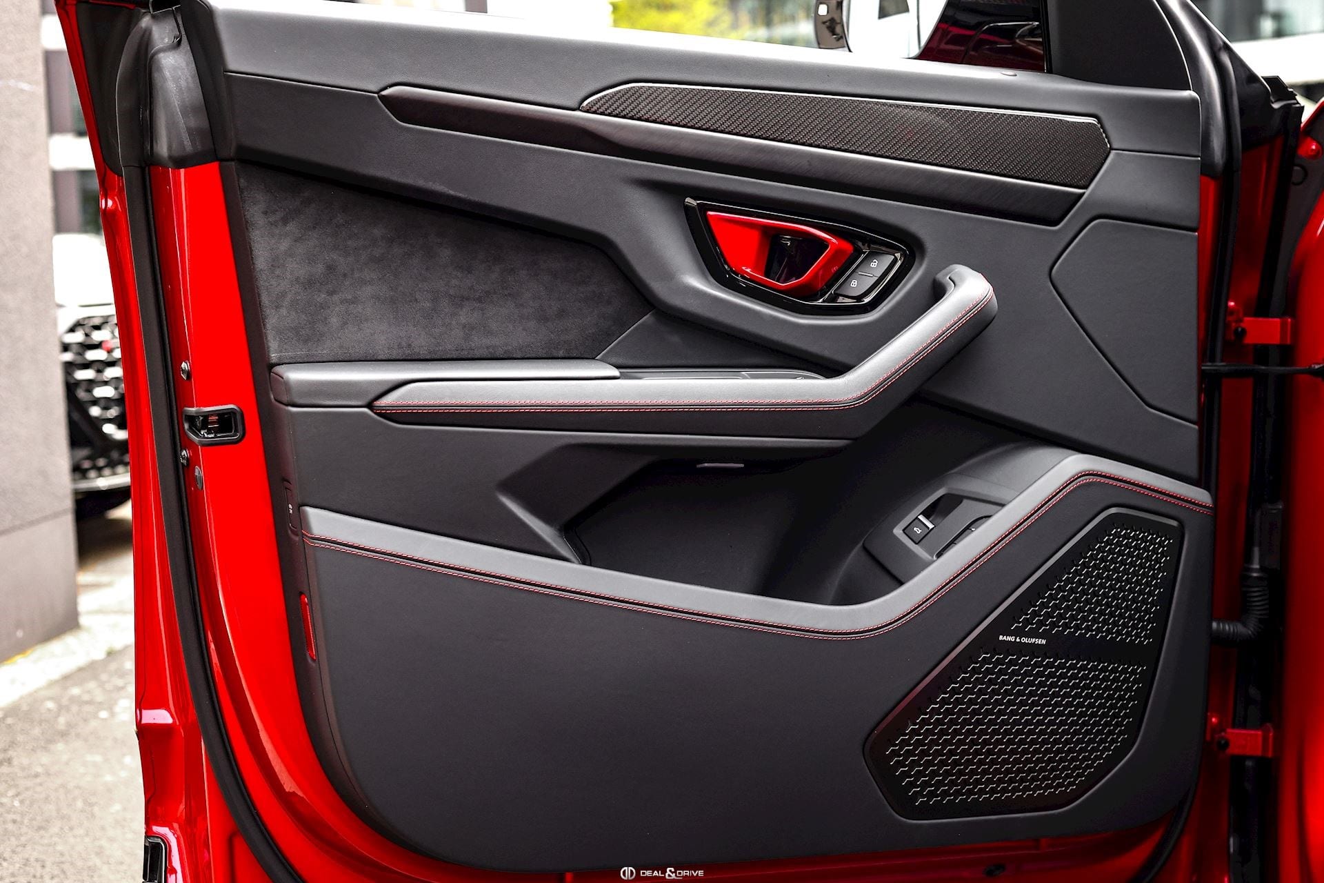 URUS 4.0 V8 S (666 CH) - ROSSO EFESTO - WARRANTY 05/2028 — photo 9/15