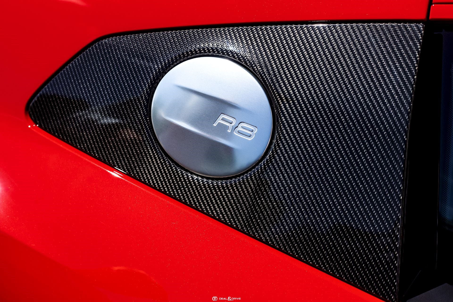 R8 V10 GT RWD S-TRONIC - 1 OF 333 - TANGO RED METALLIC - WARRANTY 03/28 — photo 12/15
