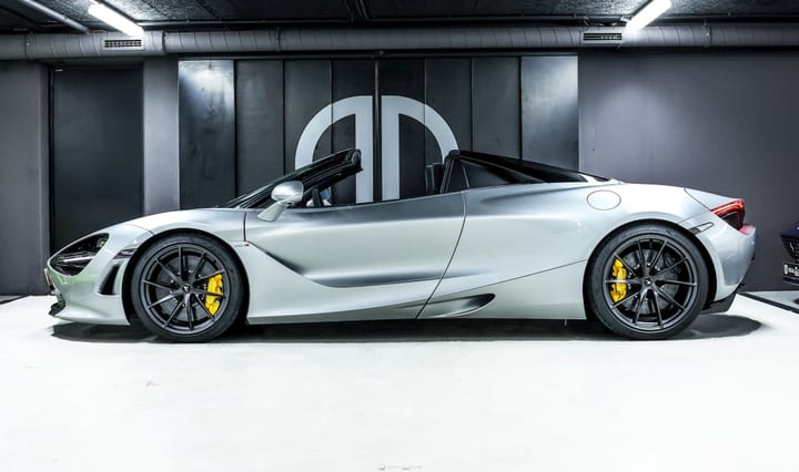 720S SPIDER 4.0 V8 720 – PACK STEALTH - FULL XPEL - SUPERNOVA SILVER ELITE PAINT — photo 10/15