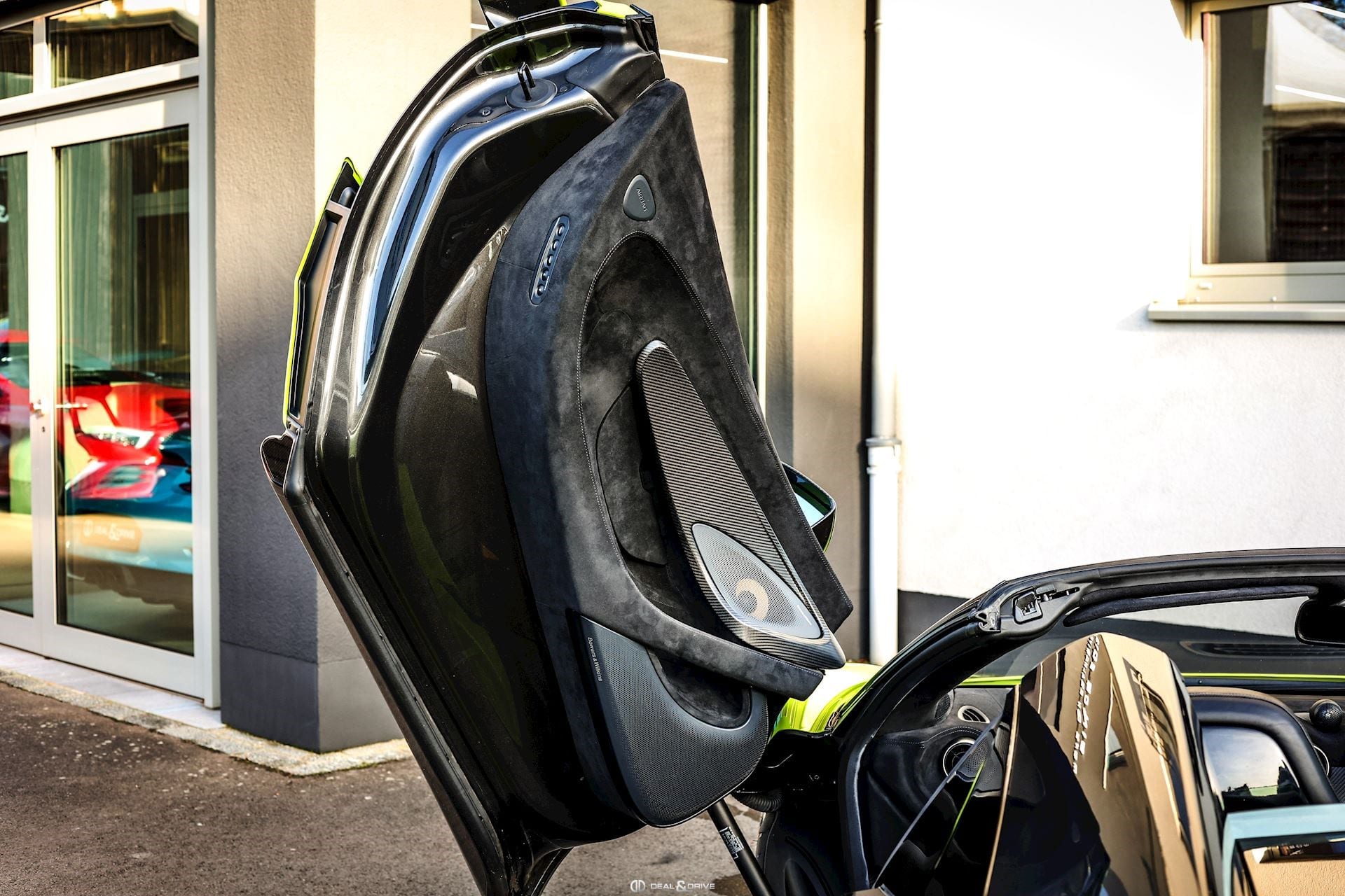 600LT SPIDER 3.8 V8 600 – PPF - LIME GREEN ELITE PAINT — photo 11/15