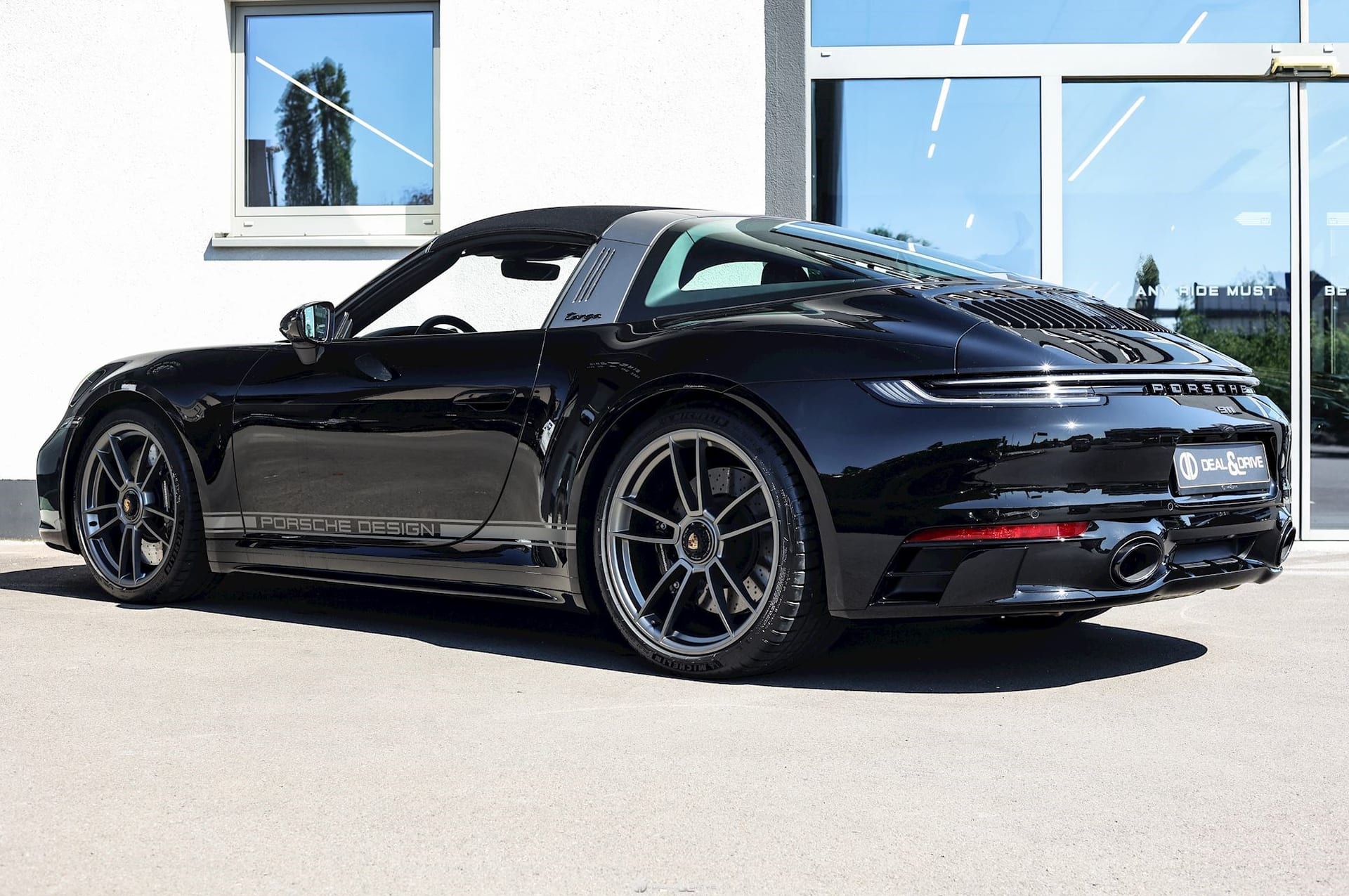 911 (992.1) TARGA 4 GTS PDK – 50 YEARS PORSCHE DESIGN EDITION 1/750 - CHRONOGRAPH 1 - PPF — photo 3/15