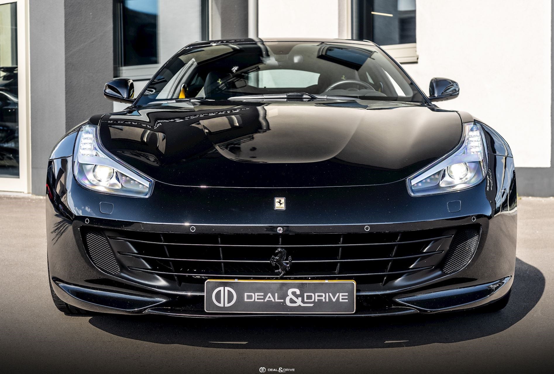 GTC 4 LUSSO 6.3 V12 (690 CH) - NEW FERRARI POWER 12M - NERO DAYTONA - IMMAT FR. - PPF — photo 5/15