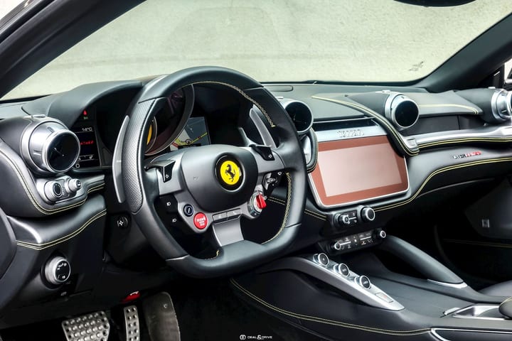 GTC 4 LUSSO 6.3 V12 (690 CH) - NEW FERRARI POWER 12M - NERO DAYTONA - IMMAT FR. - PPF — photo 10/15