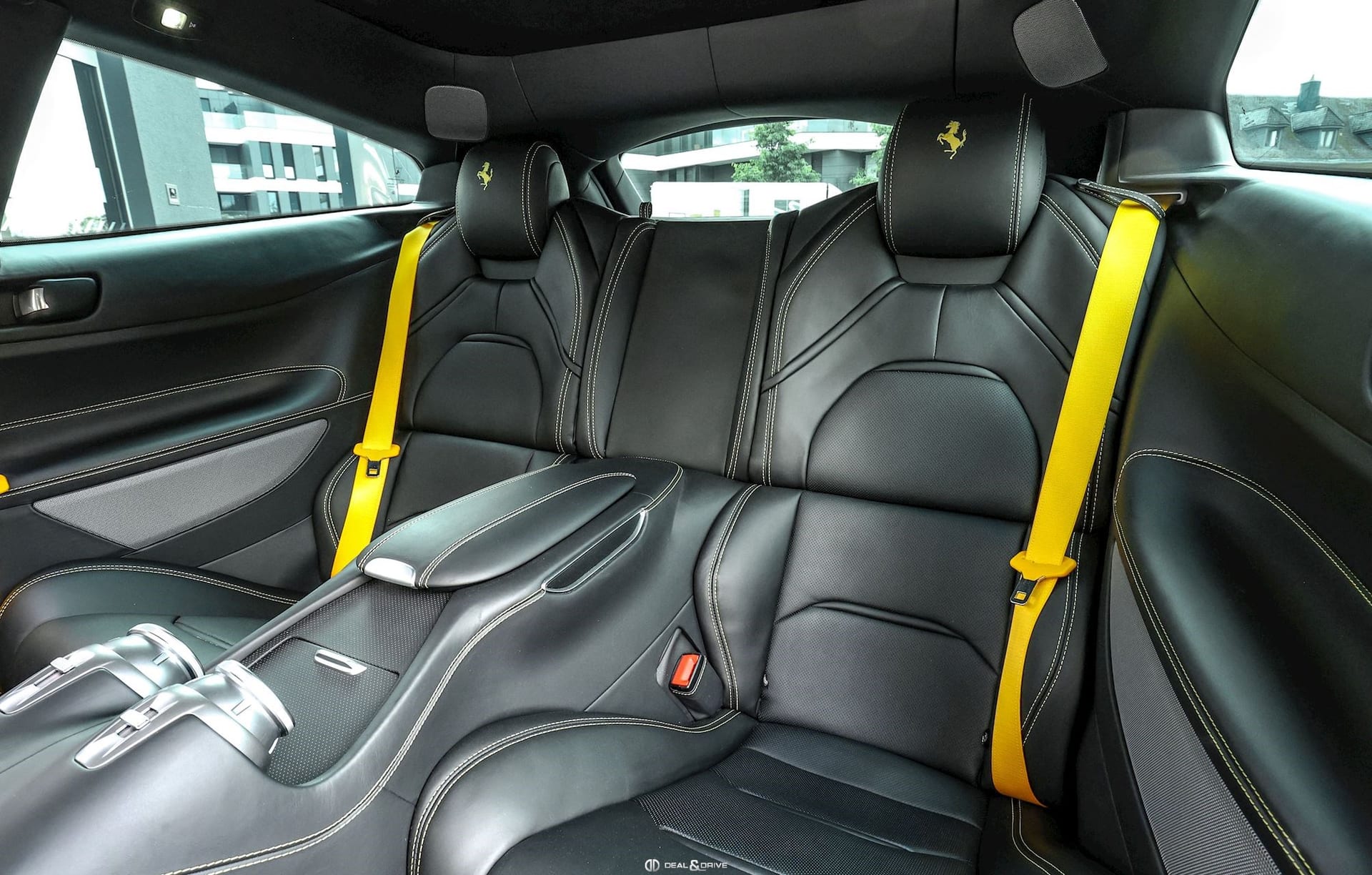 GTC 4 LUSSO 6.3 V12 (690 CH) - NEW FERRARI POWER 12M - NERO DAYTONA - IMMAT FR. - PPF — photo 13/15