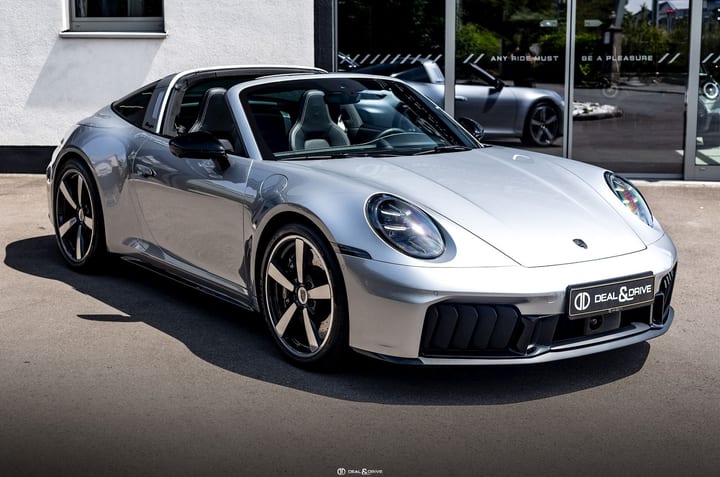 911 (992.2) TARGA 4 GTS PDK - BLACK SPORT DESIGN PACK -GT-SILVER — photo 6/15
