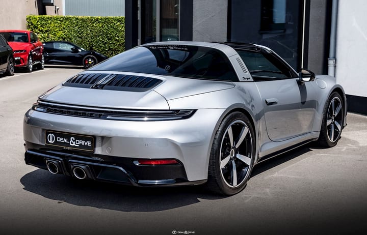 911 (992.2) TARGA 4 GTS PDK - BLACK SPORT DESIGN PACK -GT-SILVER — photo 7/15