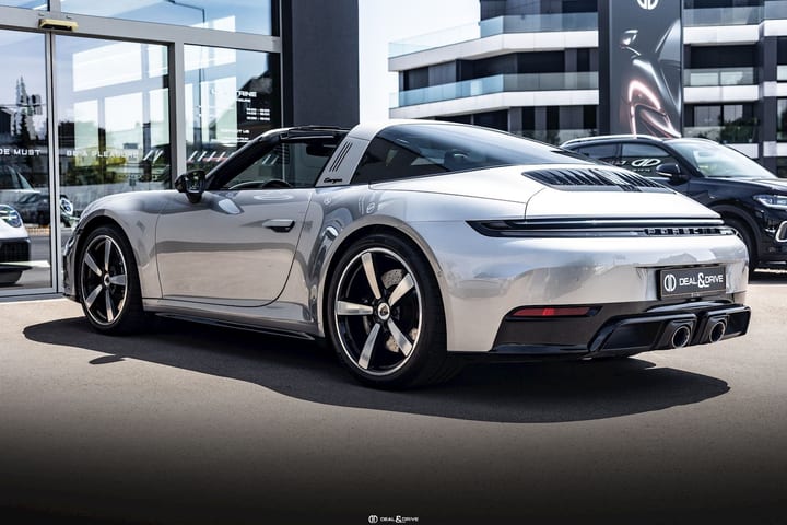 911 (992.2) TARGA 4 GTS PDK - BLACK SPORT DESIGN PACK -GT-SILVER — photo 8/15