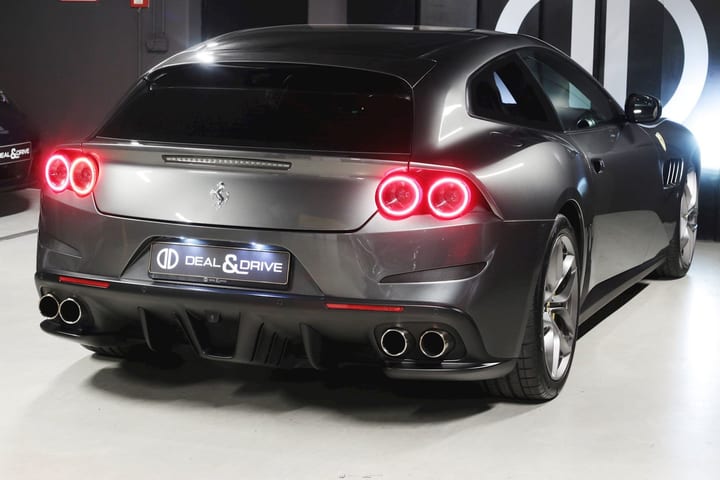 GTC 4 LUSSO V8 T 3.9 (611 CH) – GRIGIO SILVERSTONE — photo 7/15