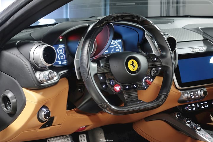 GTC 4 LUSSO V8 T 3.9 (611 CH) – GRIGIO SILVERSTONE — photo 10/15