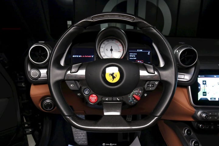 GTC 4 LUSSO V8 T 3.9 (611 CH) – GRIGIO SILVERSTONE — photo 13/15