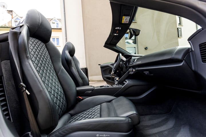R8 SPYDER V10 PERFORMANCE 5.2 FSI QUATTRO S-TRONIC – PACK KARHU EDITION – PPF — photo 13/15