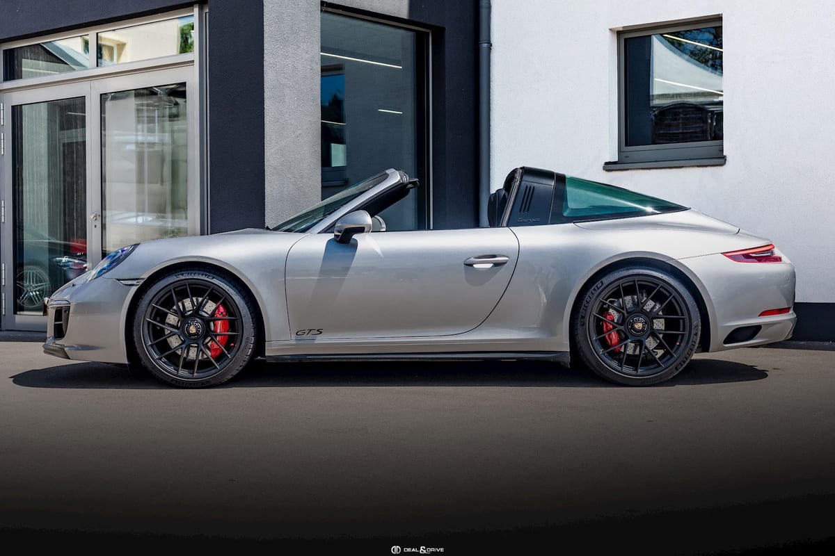 911 (991.2) TARGA 4 3.0 GTS PDK – GT-SILVER — photo 2/15