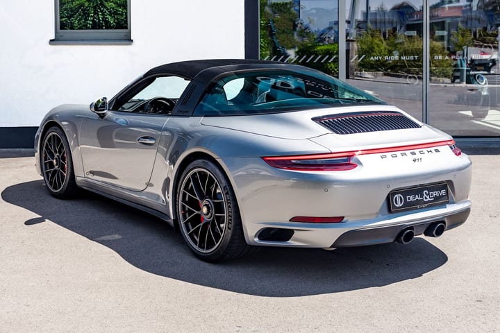 911 (991.2) TARGA 4 3.0 GTS PDK – GT-SILVER — photo 8/15