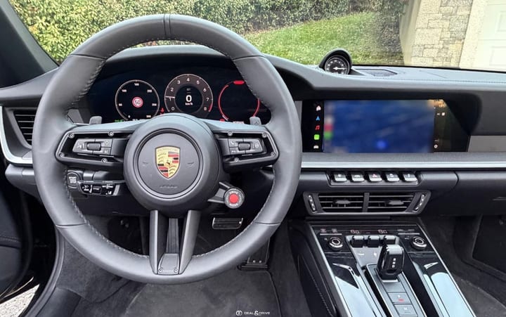 911 (992.2) CARRERA CABRIOLET PDK - JET BLACK METALLIC — photo 5/5