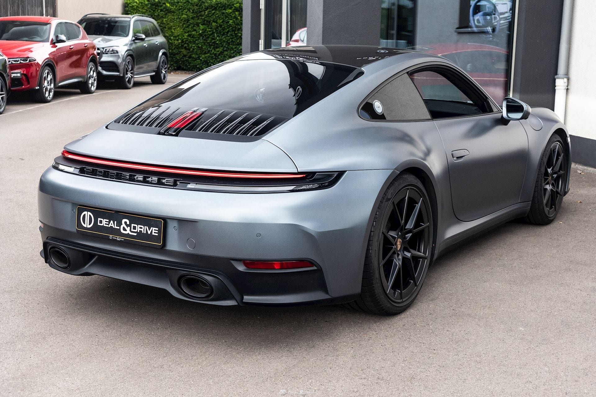 911 (992.2) CARRERA T COUPE 6-SPEED MANUAL – VANADIUM GREY + SATIN PPF — photo 7/15