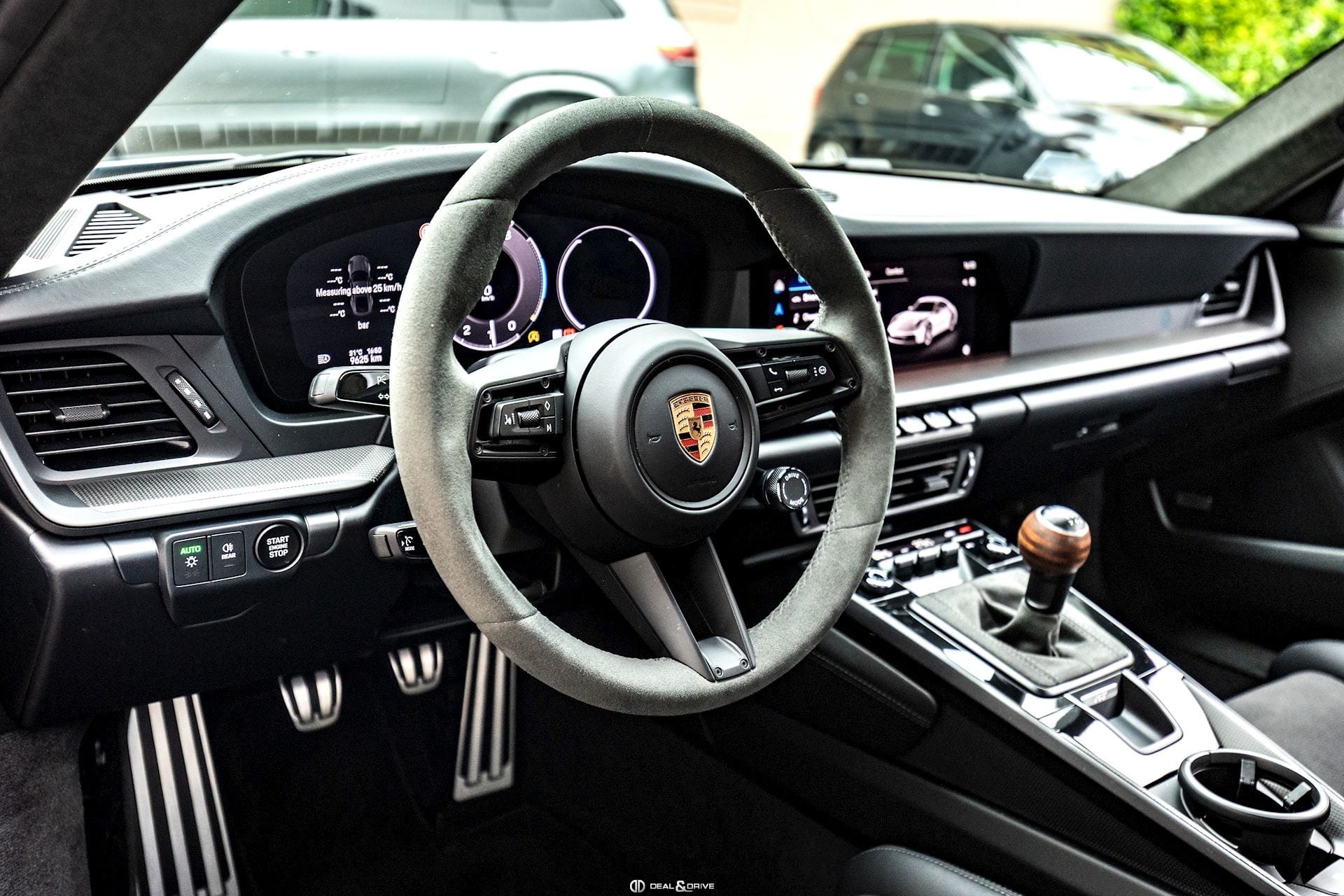 911 (992.2) CARRERA T COUPE 6-SPEED MANUAL – VANADIUM GREY + SATIN PPF — photo 12/15