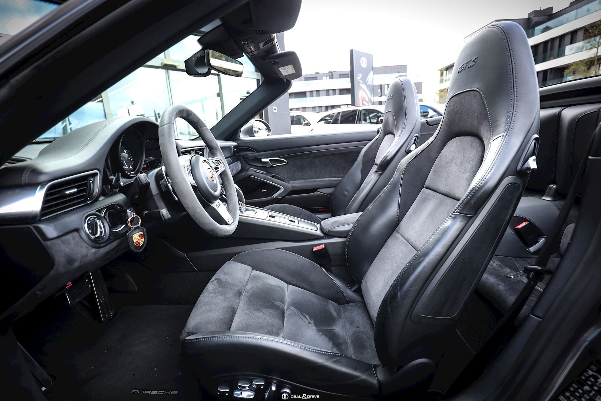911 (991.2) CARRERA GTS CABRIOLET PDK – PORSCHE APPROVED 01/2027 — photo 14/15