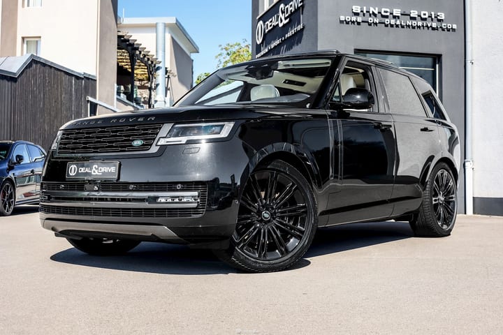 RANGE ROVER 4.4 P530 FIRST EDITION SWB AWD — photo 1/15