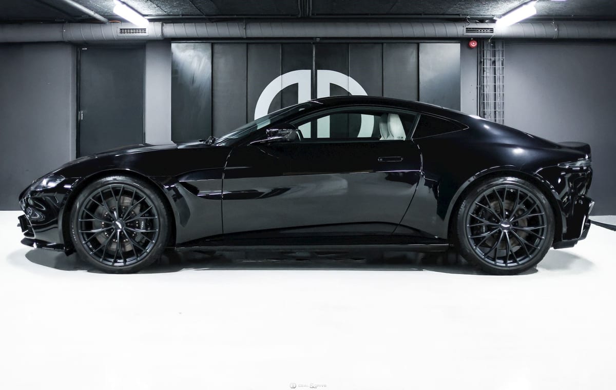 V8 VANTAGE COUPE 4.0 510 - ONYX BLACK - FULL XPEL — photo 2/15