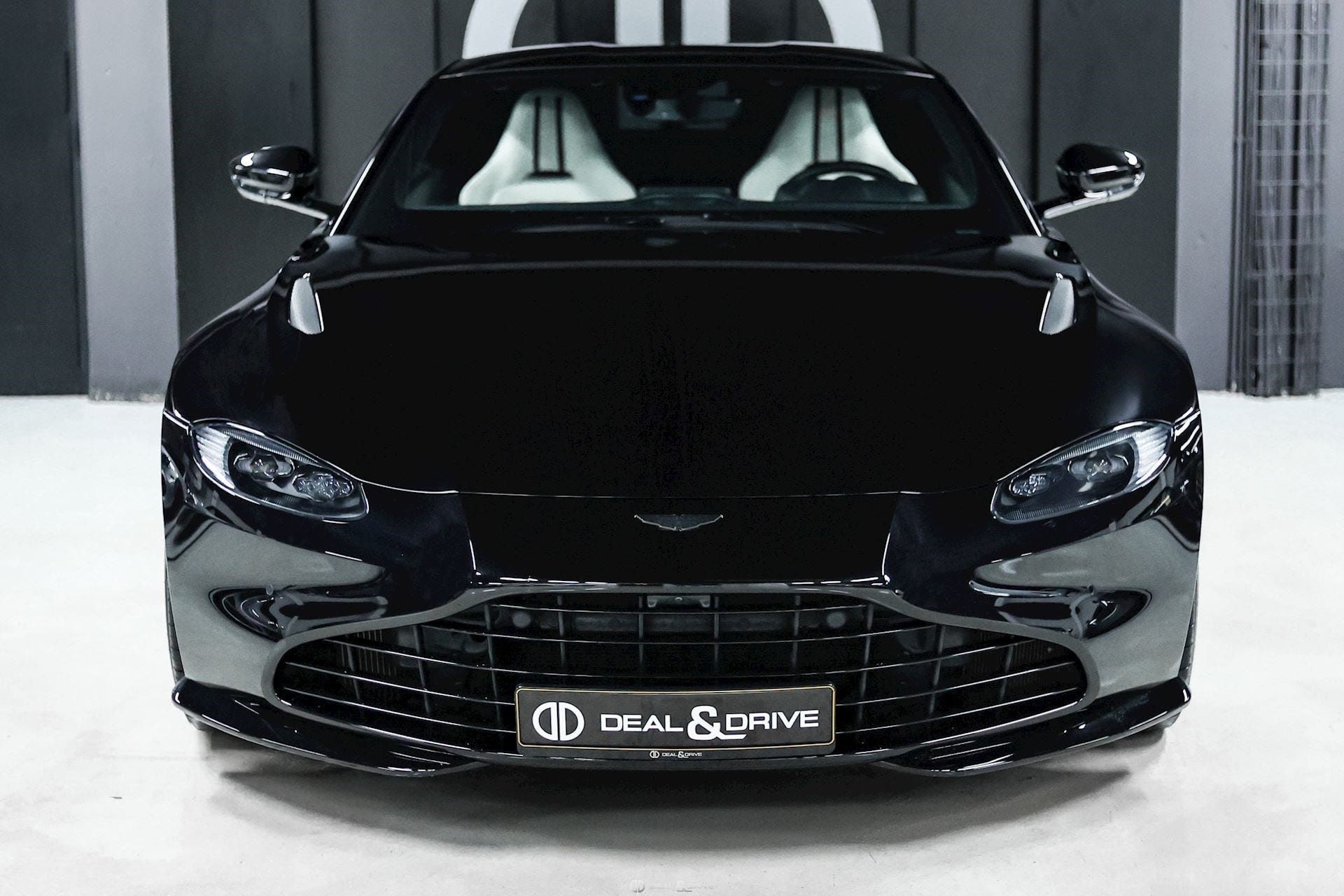 V8 VANTAGE COUPE 4.0 510 - ONYX BLACK - FULL XPEL — photo 5/15