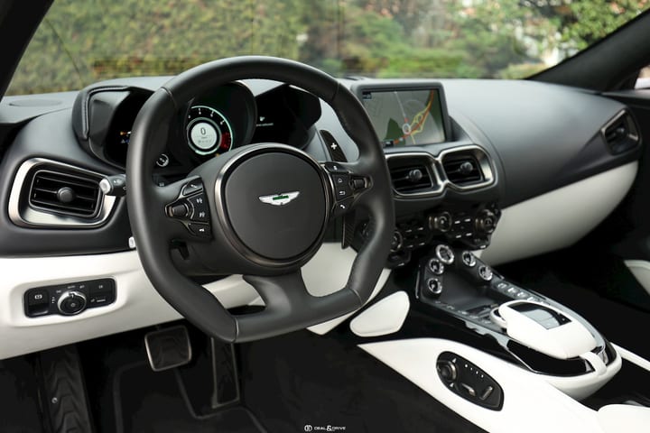 V8 VANTAGE COUPE 4.0 510 - ONYX BLACK - FULL XPEL — photo 9/15