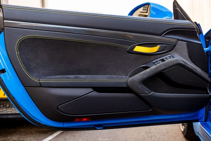 718 CAYMAN GT4 PDK – SHARK BLUE – AKRAPOVIC — photo 9/15