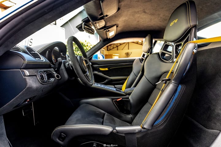 718 CAYMAN GT4 PDK – SHARK BLUE – AKRAPOVIC — photo 11/15