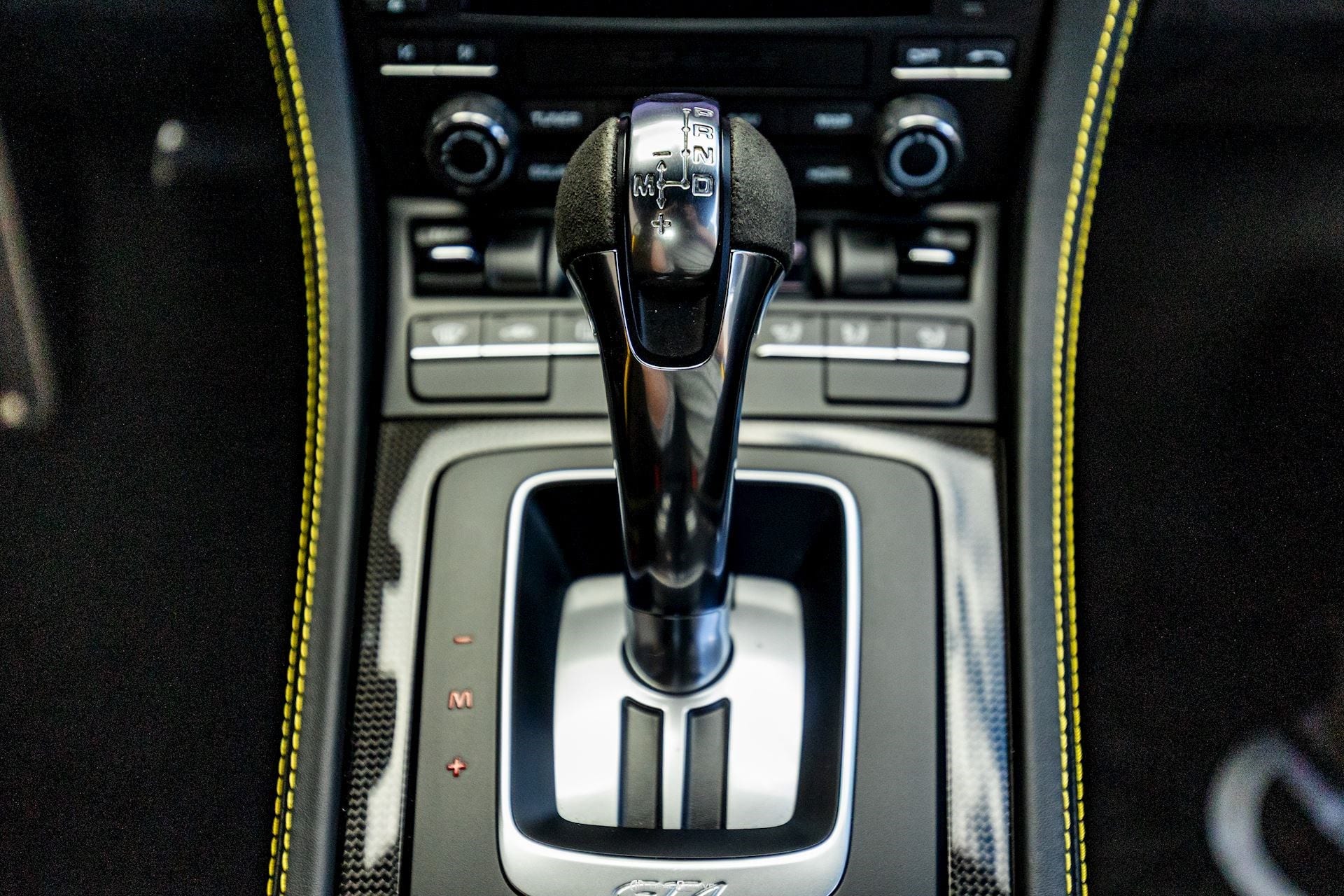 718 CAYMAN GT4 PDK – SHARK BLUE – AKRAPOVIC — photo 13/15