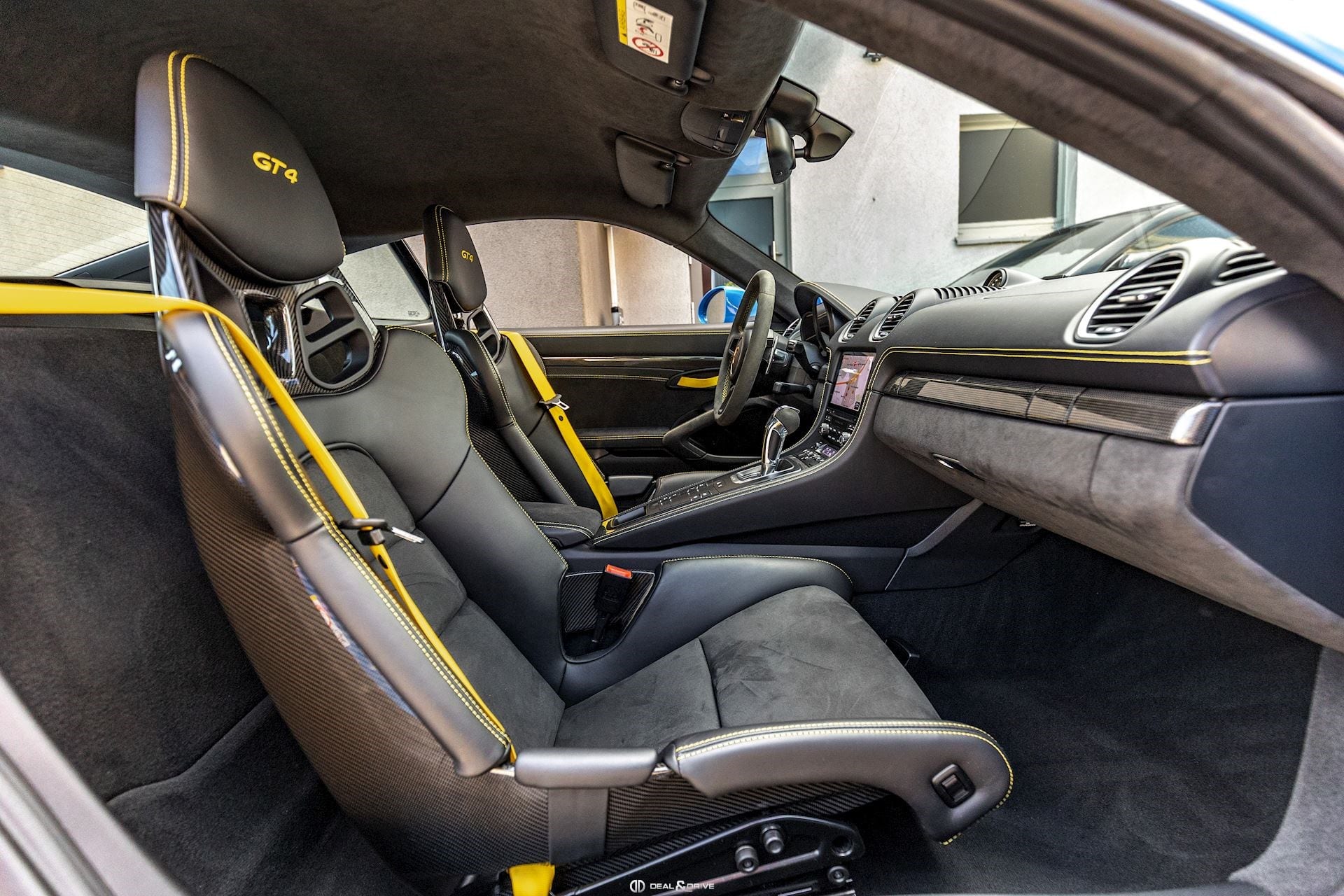 718 CAYMAN GT4 PDK – SHARK BLUE – AKRAPOVIC — photo 15/15