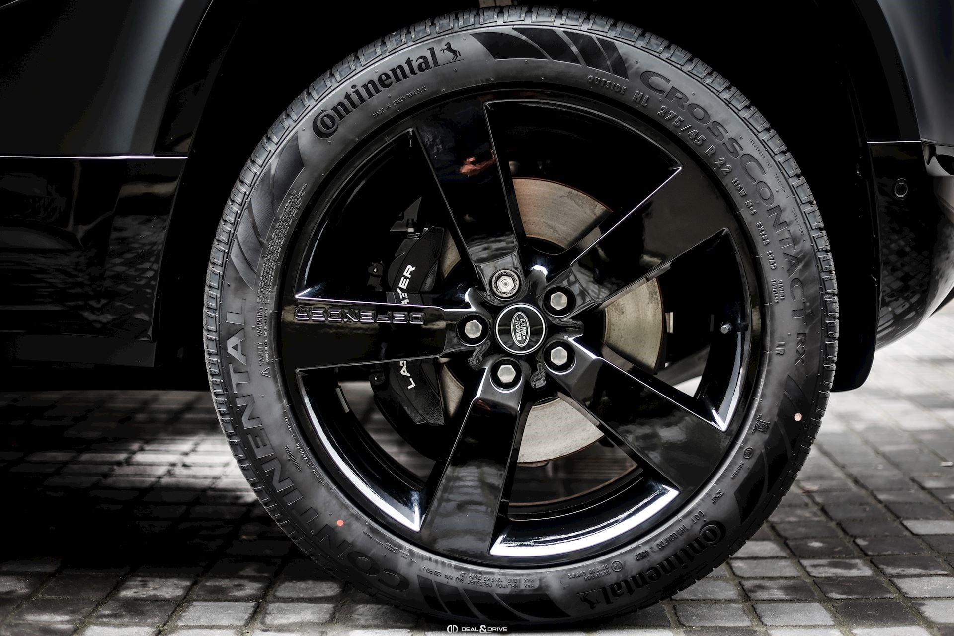 DEFENDER 110 P525 5.0 V8 AWD CARPATHIAN EDITION – CARPATHIAN GREY — photo 8/15
