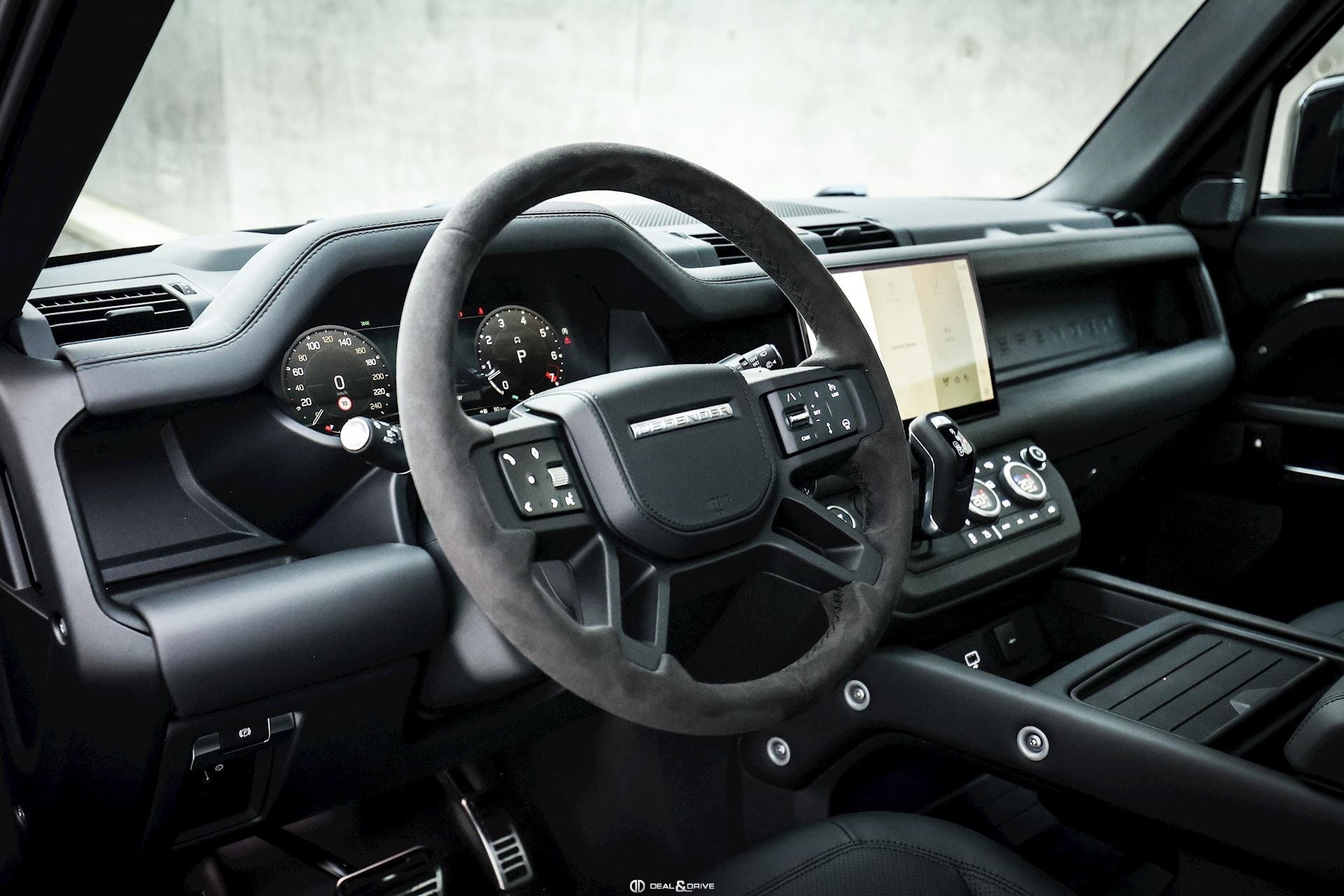 DEFENDER 110 P525 5.0 V8 AWD CARPATHIAN EDITION – CARPATHIAN GREY — photo 11/15