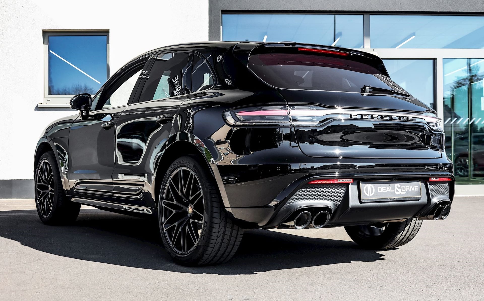 MACAN III GTS PDK - BLACK — photo 3/15