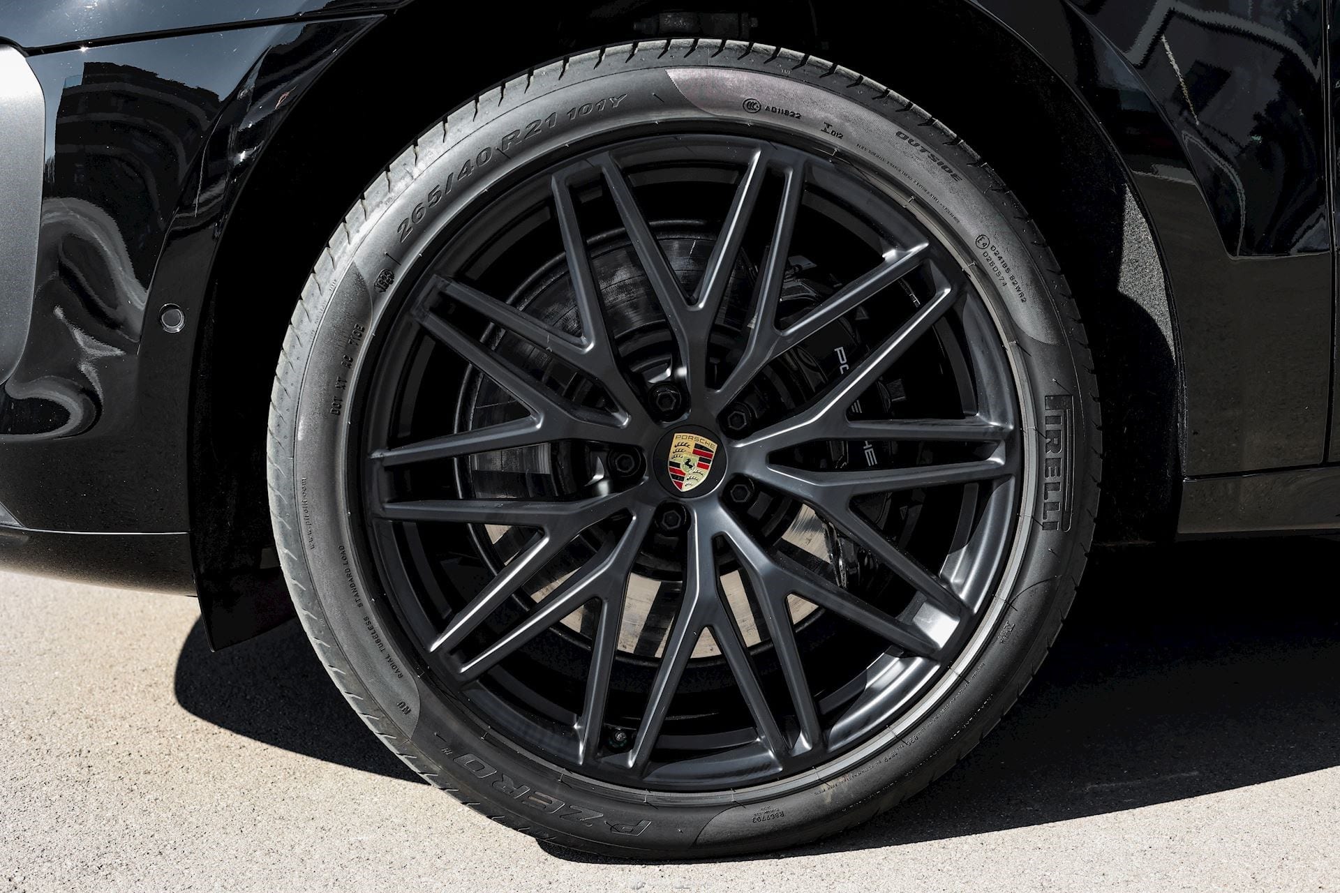 MACAN III GTS PDK - BLACK — photo 9/15
