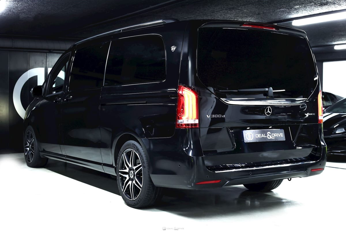 V 300d 4MATIC EXTRALANG AMG-LINE – MH VIP DESIGN - IMMAT. FR — photo 3/15
