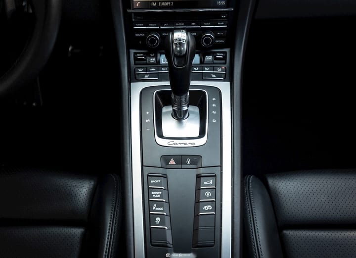 911 (991.1) CARRERA 4S COUPE PDK - GT-SILVER — photo 13/15