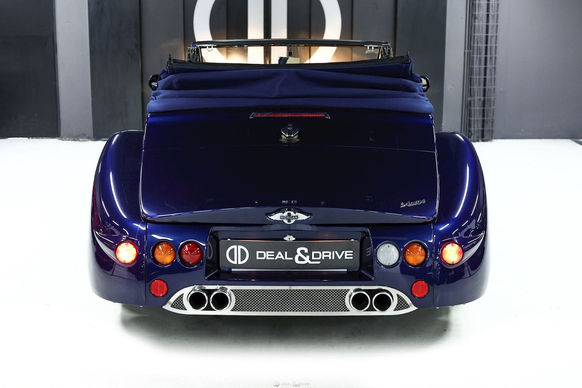AERO 8 4.4 V8 286 – MANUELLE 6 – PEINTURE ASTON MARTIN MENDIP BLUE — photo 15/15
