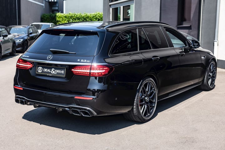 E 63 S AMG 4MATIC+ T-MODELL (612 CH) – PACK CARBONE - OBSIDIAN BLACK METALLIC — photo 5/15