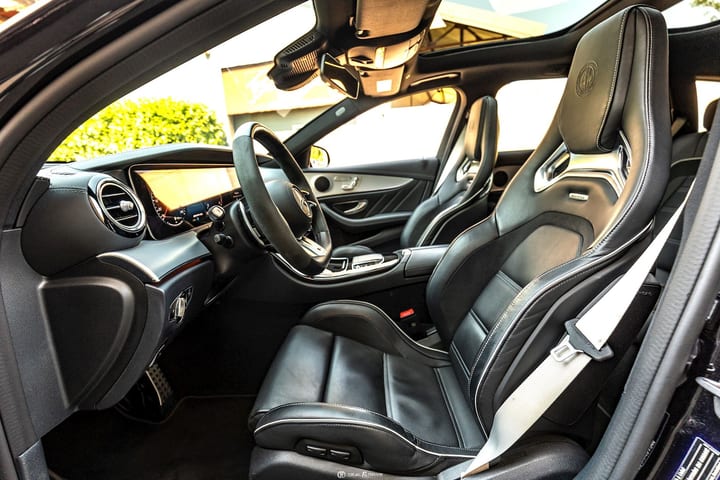 E 63 S AMG 4MATIC+ T-MODELL (612 CH) – PACK CARBONE - OBSIDIAN BLACK METALLIC — photo 14/15