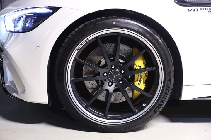 AMG GT 4 PORTES 4.0 V8 63 S 4MATIC+ (639 CH) - DIAMOND WHITE METALLIC DESIGNO — photo 8/15