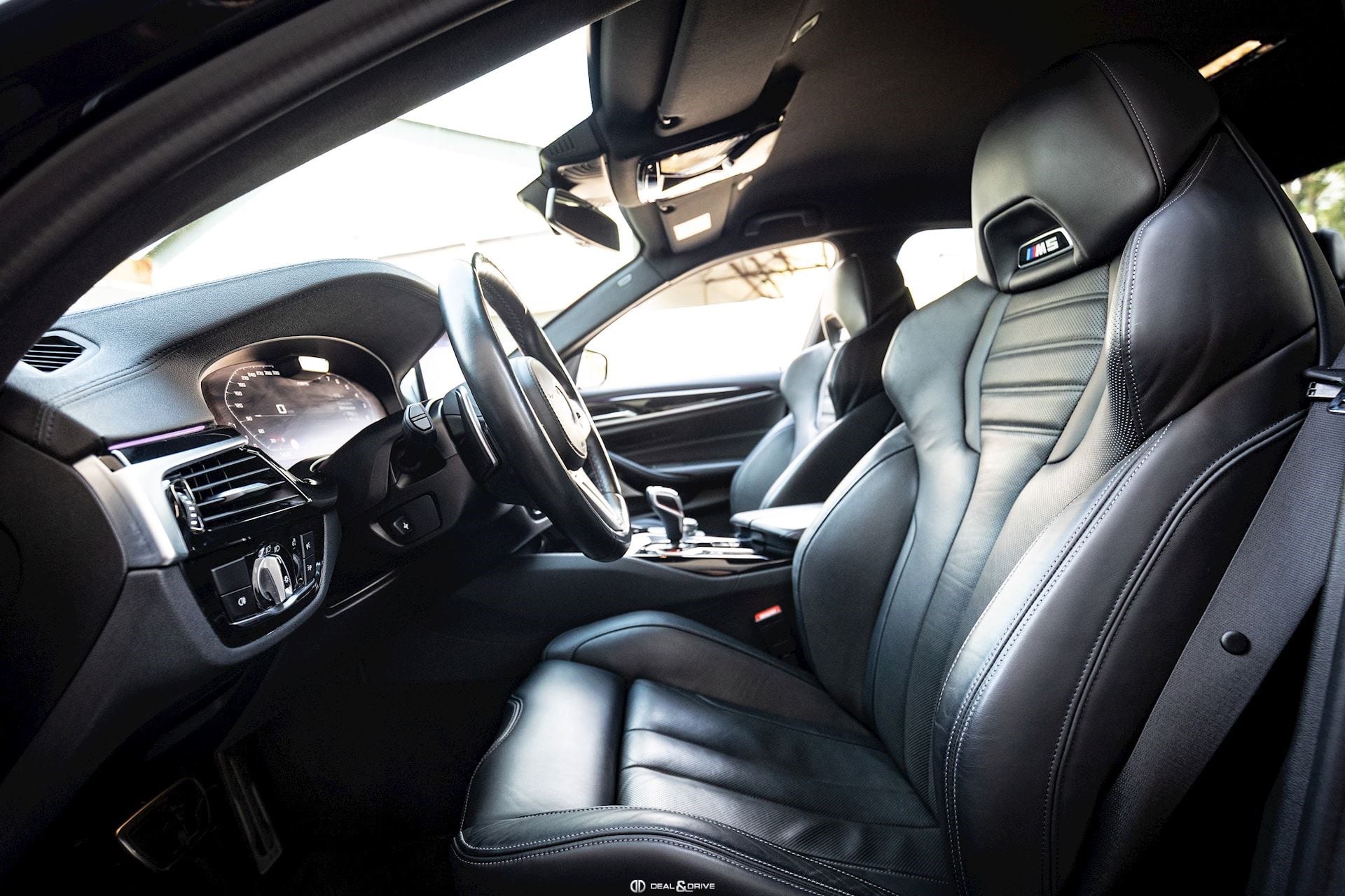M5 LIMOUSINE (F90) M XDRIVE - BLACK SAPPHIRE – BMW WARRANTY 10/2027 — photo 11/15