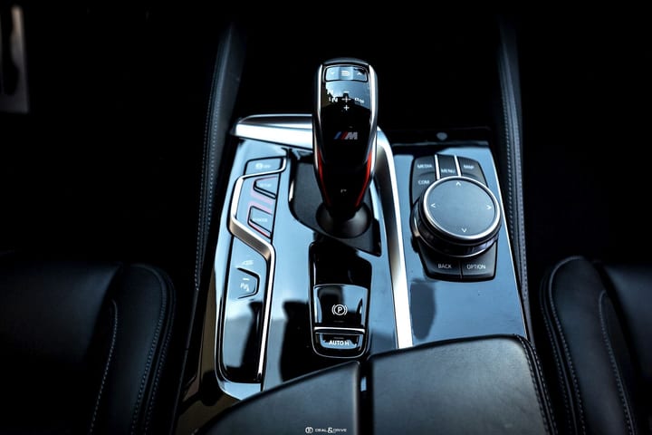 M5 LIMOUSINE (F90) M XDRIVE - BLACK SAPPHIRE – BMW WARRANTY 10/2027 — photo 13/15