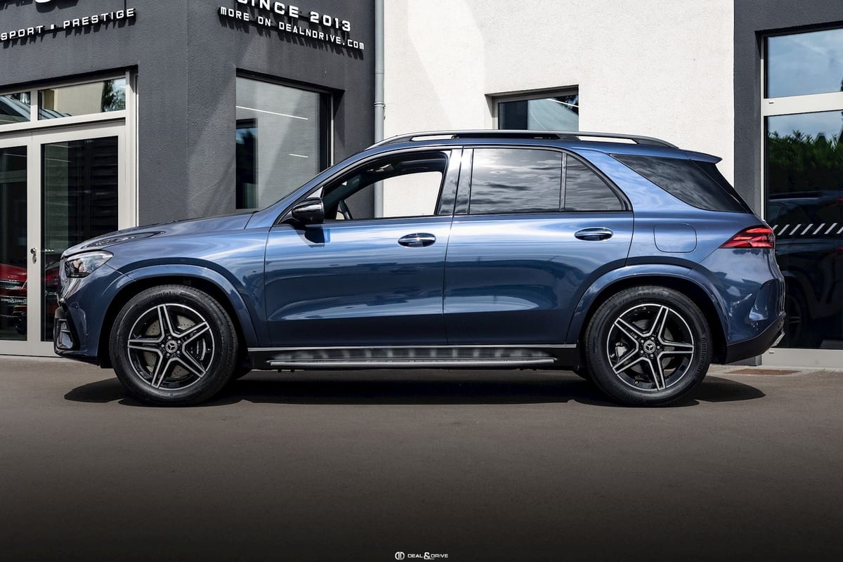 GLE 400 e 4MATIC AMG Line (381 CH) – PACK NIGHT — photo 2/15