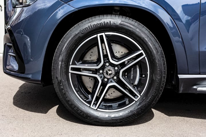 GLE 400 e 4MATIC AMG Line (381 CH) – PACK NIGHT — photo 8/15
