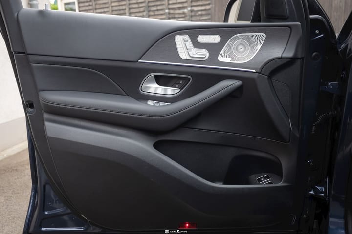 GLE 400 e 4MATIC AMG Line (381 CH) – PACK NIGHT — photo 9/15