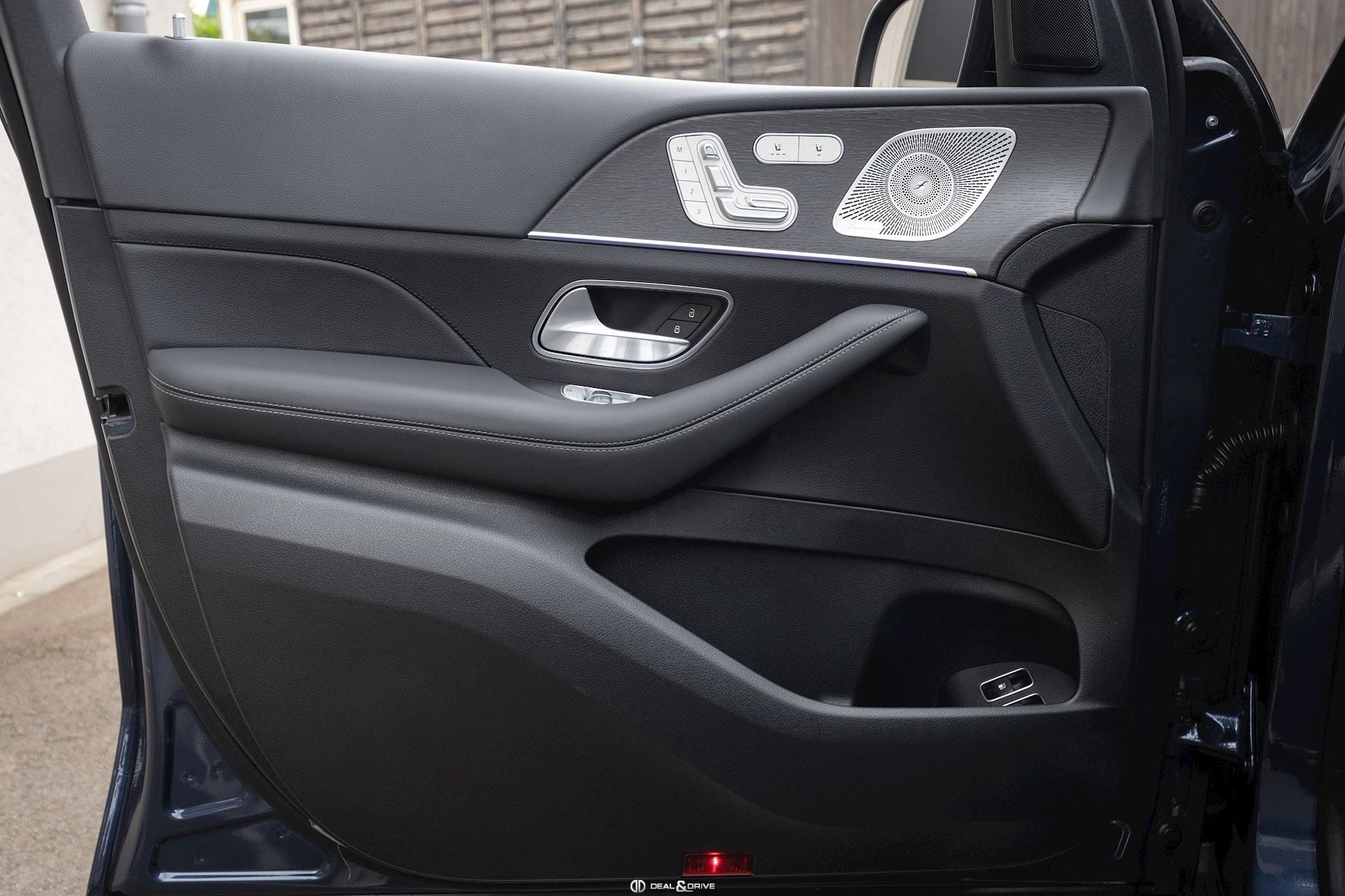 GLE 400 e 4MATIC AMG Line (381 CH) – PACK NIGHT — photo 9/15