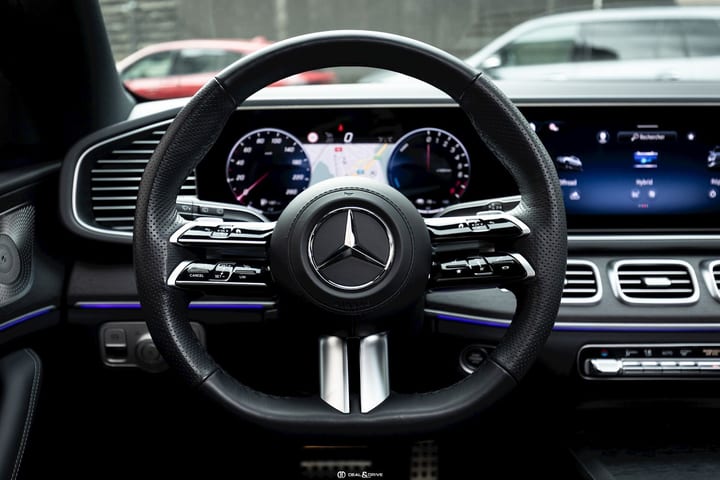 GLE 400 e 4MATIC AMG Line (381 CH) – PACK NIGHT — photo 13/15