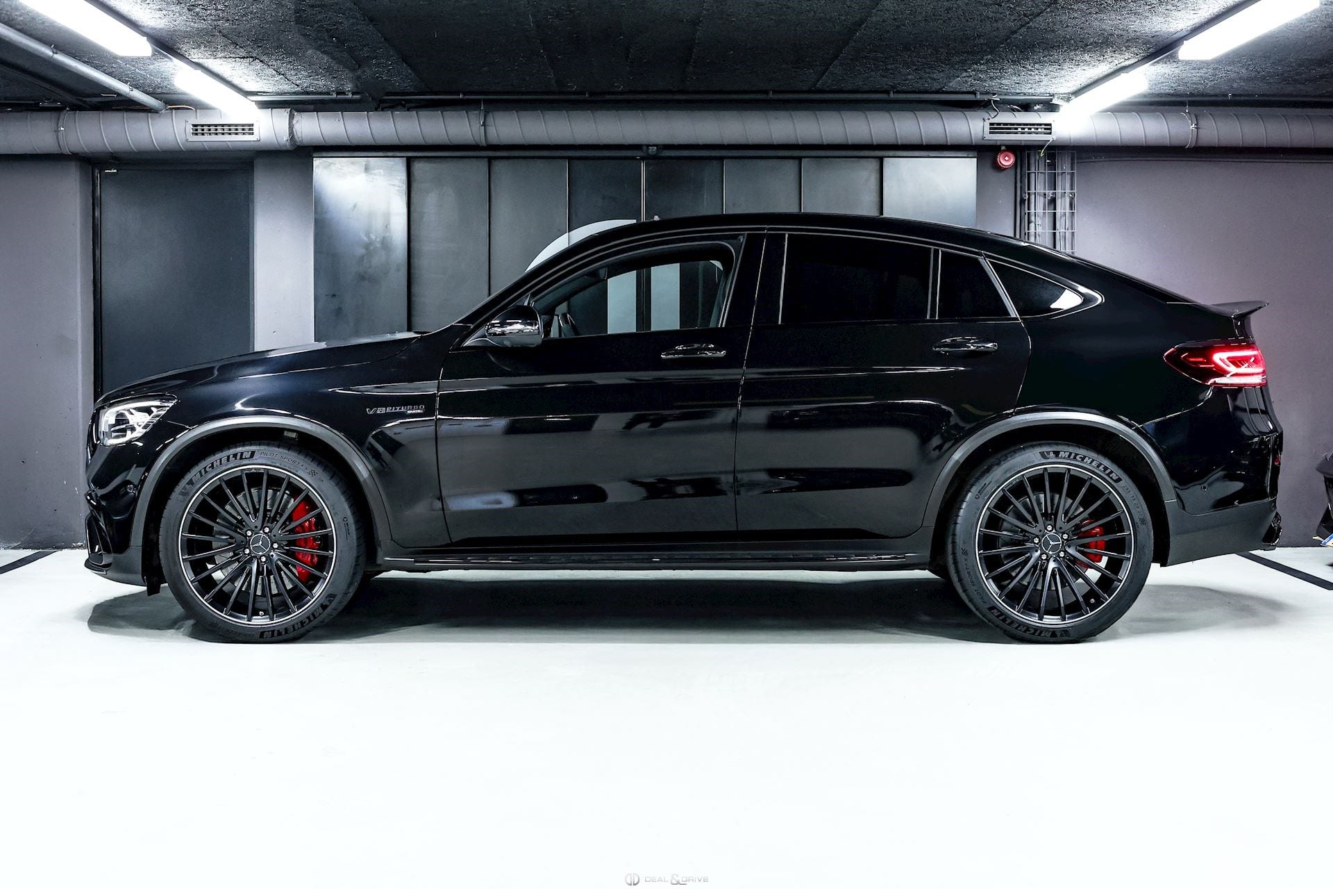 GLC 63 S AMG COUPE 4MATIC+ - NIGHT PACK — photo 2/15